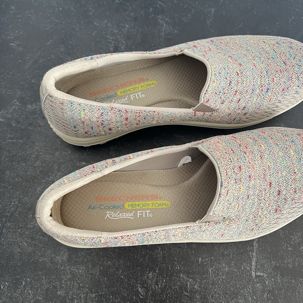 Skechers Relaxed Fit Tan and Rainbow Women's Size 7 - Roomy Toebox, Cushioned - Picture 13 of 13